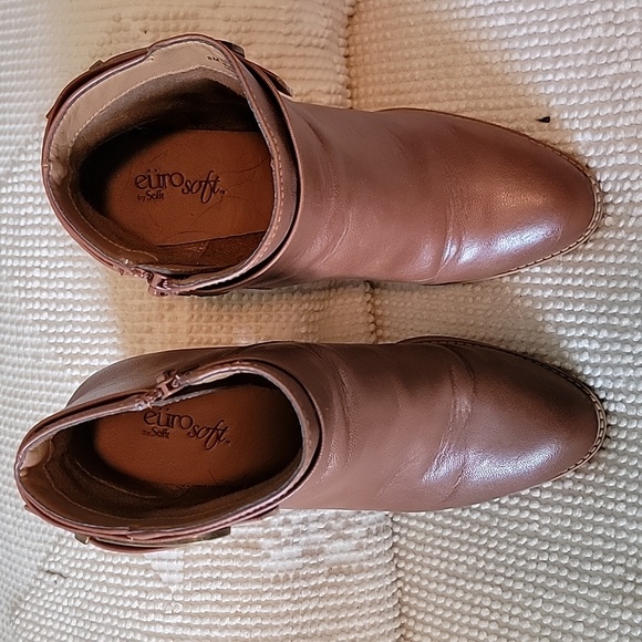 Eurosoft leather booties sz 8 - Picture 2 of 2